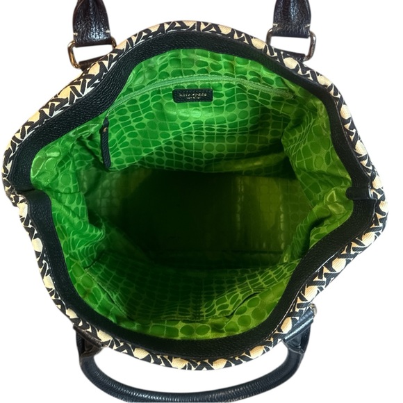 Kate Spade Blakely Keswick EUC Black and White Geometric Tote - Picture 8 of 15